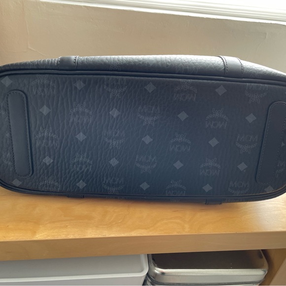 MCM black leather tote - Picture 3 of 9